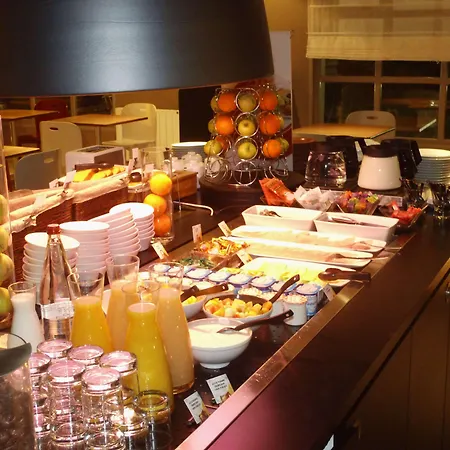 酒店 钟楼康贝尼酒店 贡比涅