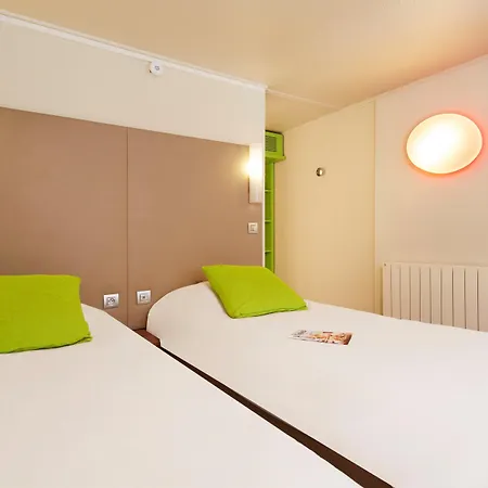 钟楼康贝尼酒店 贡比涅