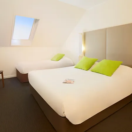 钟楼康贝尼酒店