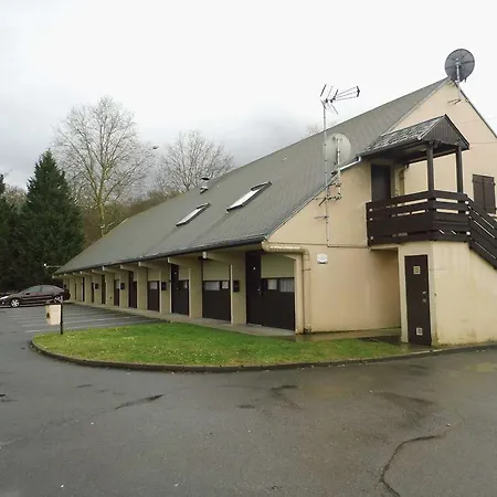 钟楼康贝尼酒店 3*