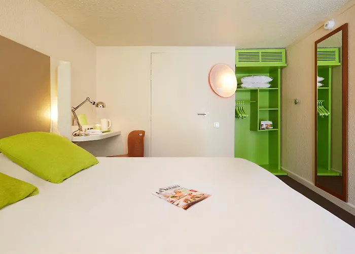 Campanile Nature - Compiegne 3*