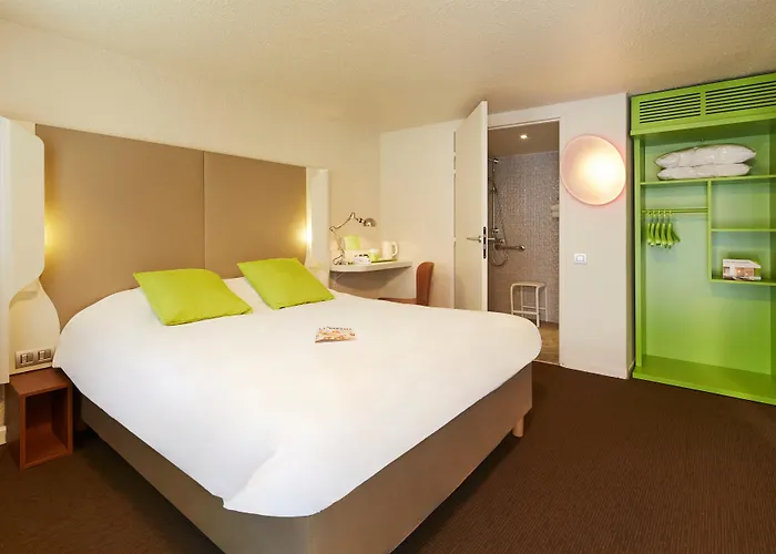 Hotel Campanile Nature - Compiegne