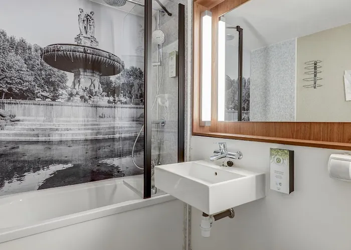 Hotel Campanile Nature - Compiegne