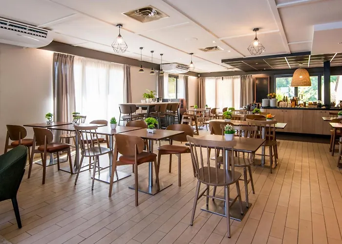 Campanile Nature - Compiegne 3* Compiegne