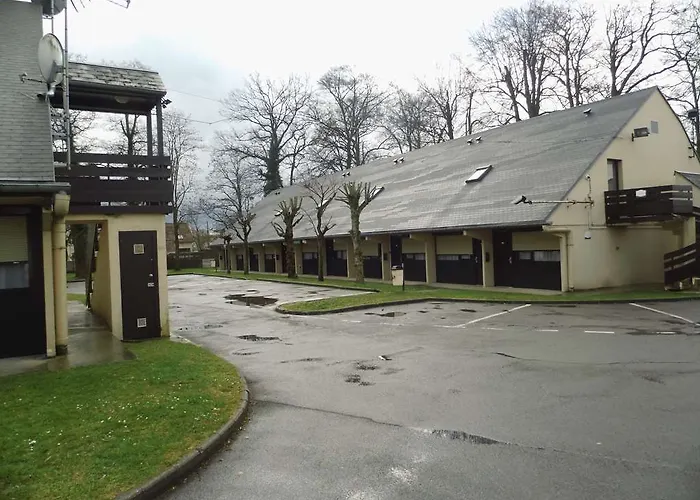 Hotel Campanile Nature - Compiegne